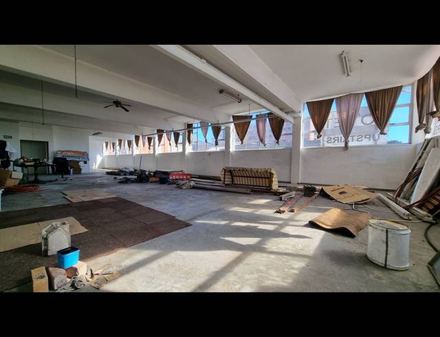 700M² BUILDING FOR SALE IN OBSERVATORY